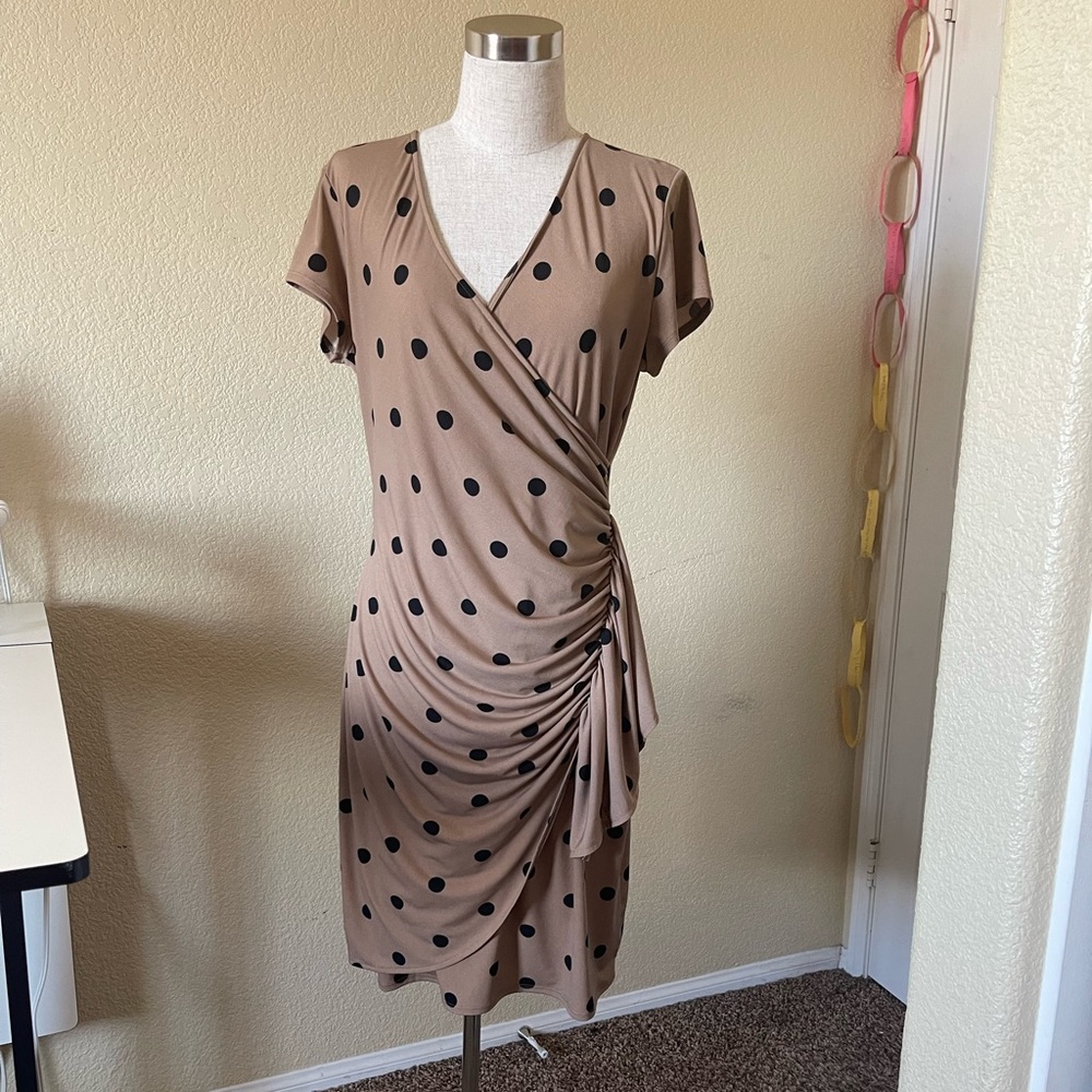 New York and company short sleeve Polka dot dress.